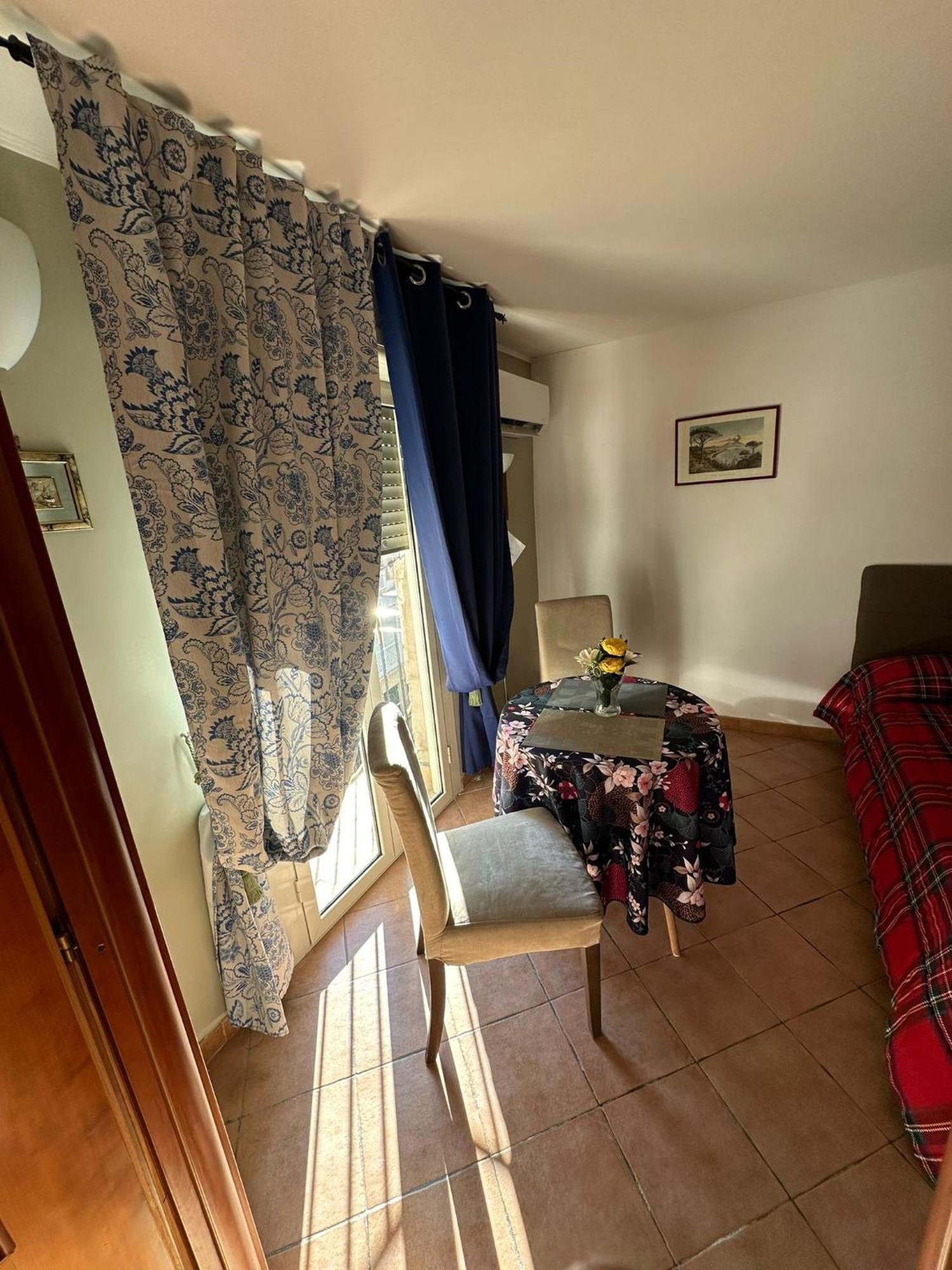 Maison Romantique Napoli Bagian luar foto
