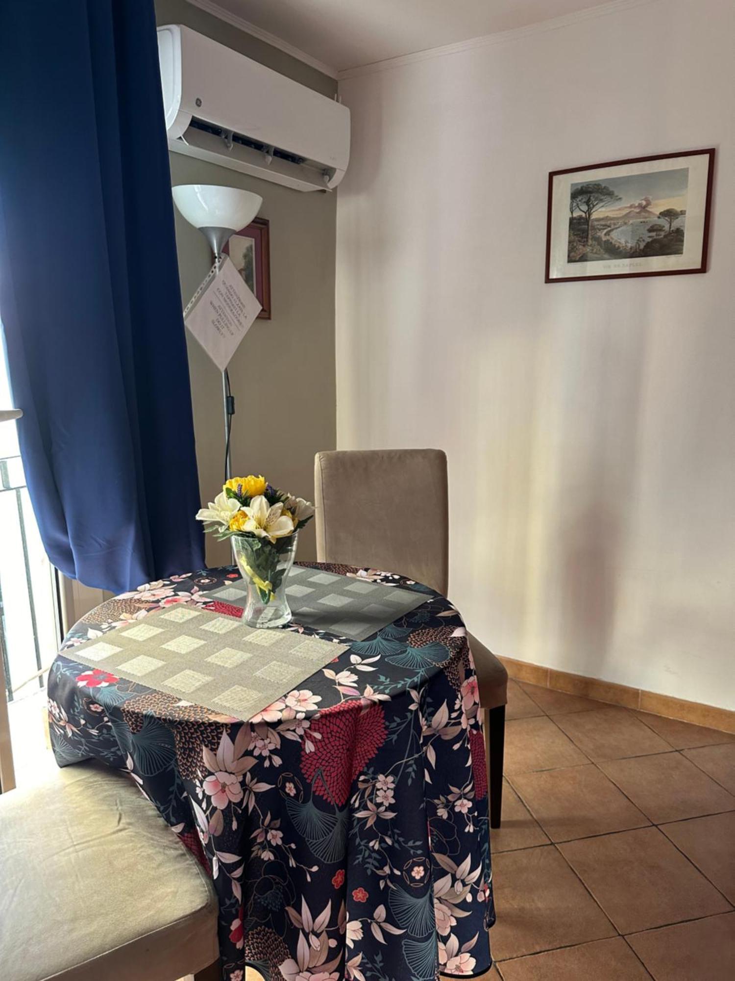 Maison Romantique Napoli Bagian luar foto